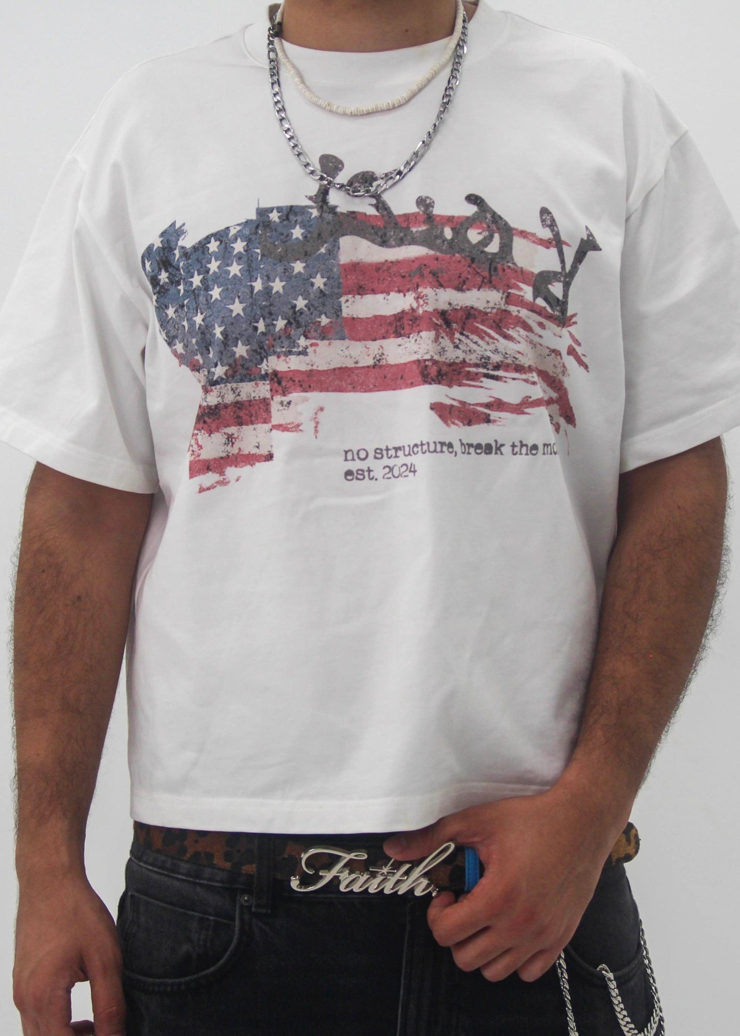 "NOSTRUCTURE" Tee